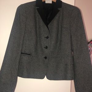 Black tweed jacket.